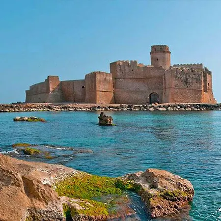 Holiday Le Castella And Beach Crotone Ilk021001 Dyc *